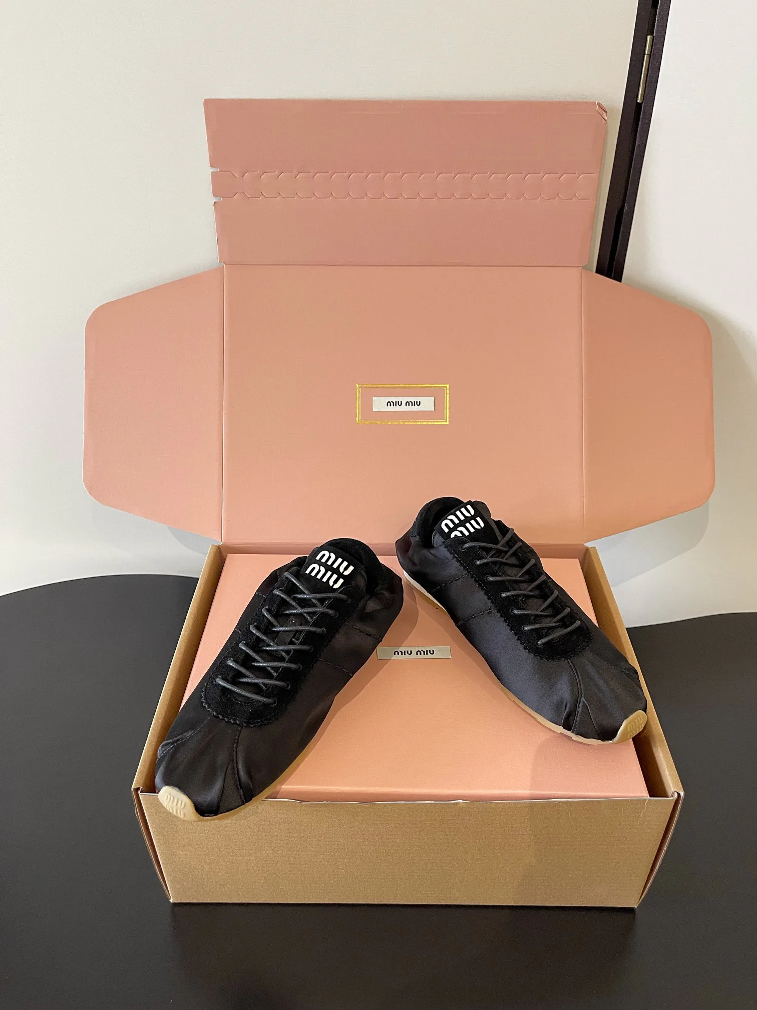 Кроссовки Женские Miu Miu 10654999