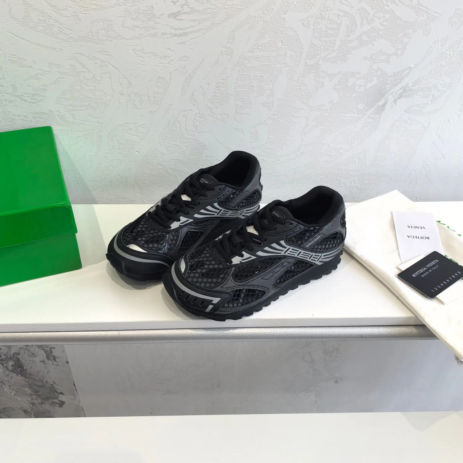 Кроссовки Женские Bottega Veneta 11677124