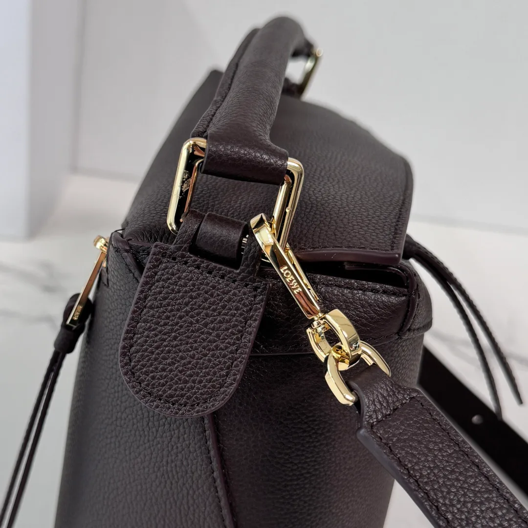 Классические Сумки Женские Loewe 12172483