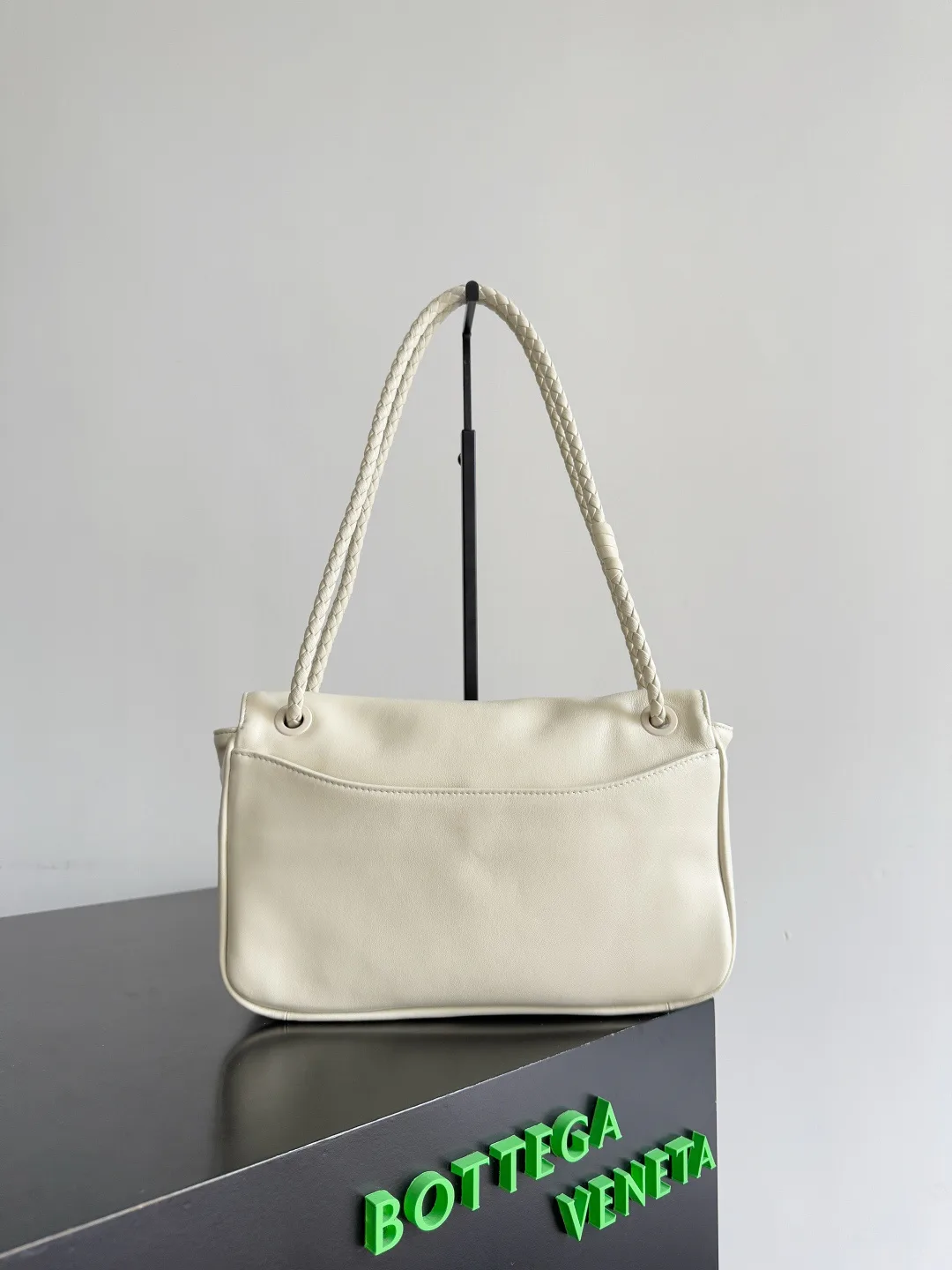 Классические Сумки Женские Bottega Veneta 17488703