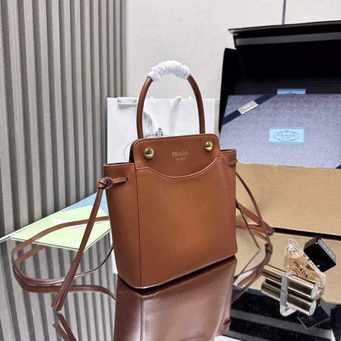 Классические Сумки Женские Prada 13332201