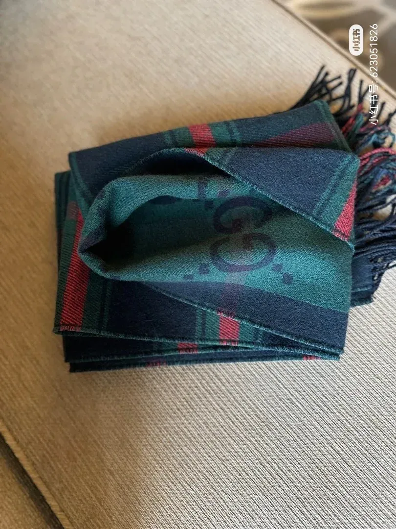 Шарфы Gucci 1174061