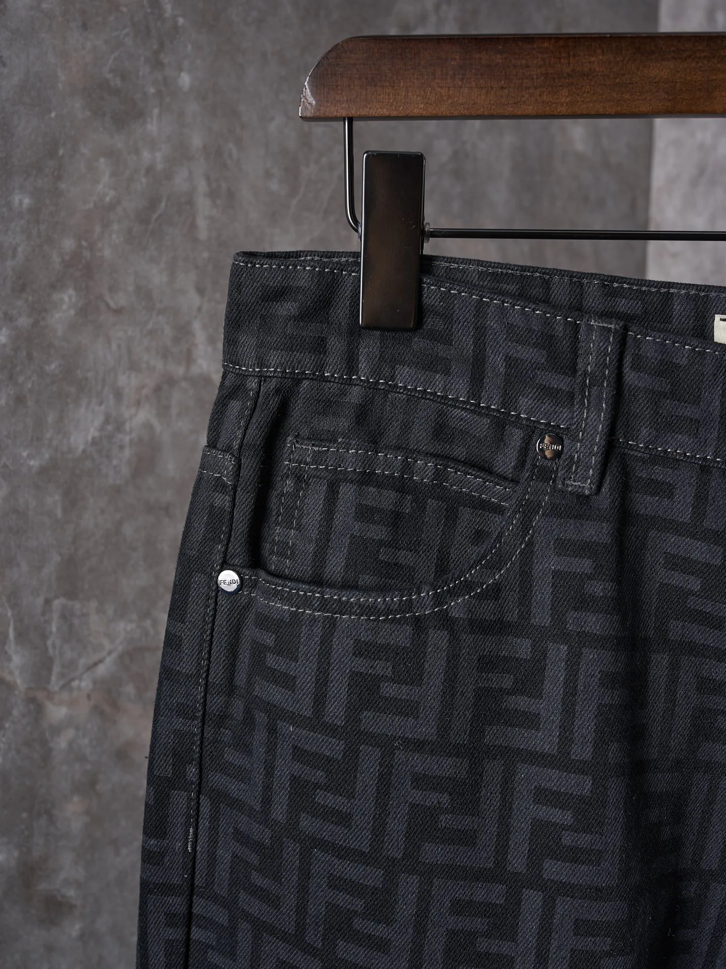 Джинсы Мужские Fendi 18179291