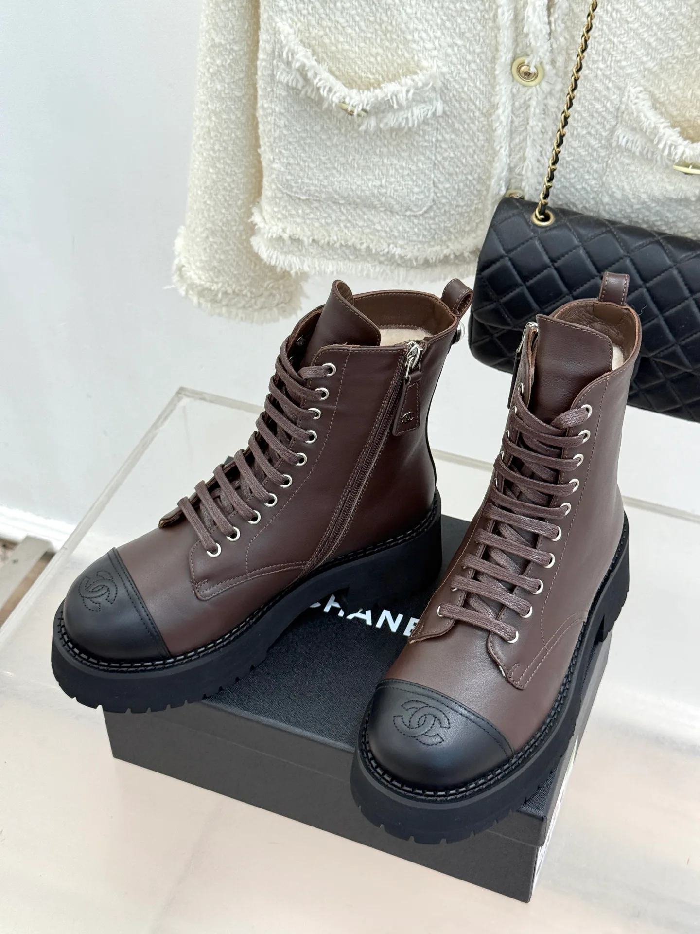 Ботинки Женские Chanel 19780079