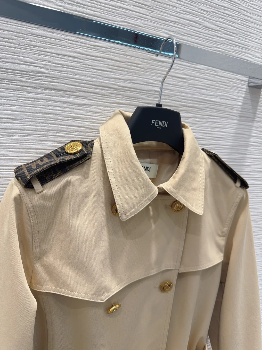 Тренчи Женские Fendi 18689772