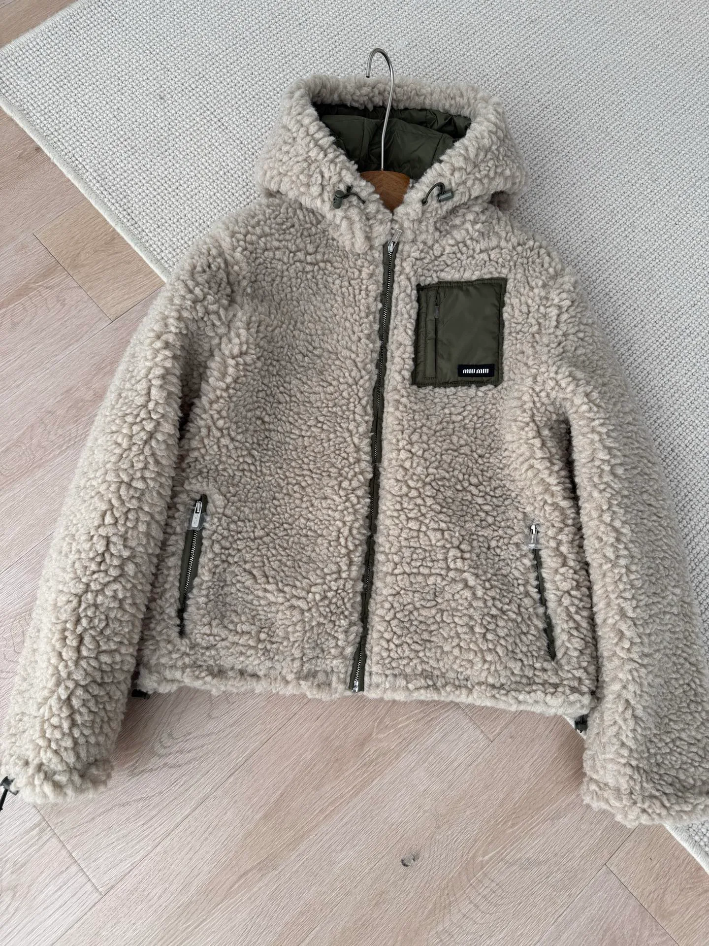 Куртки И Пуховики Женские Miu Miu 981203