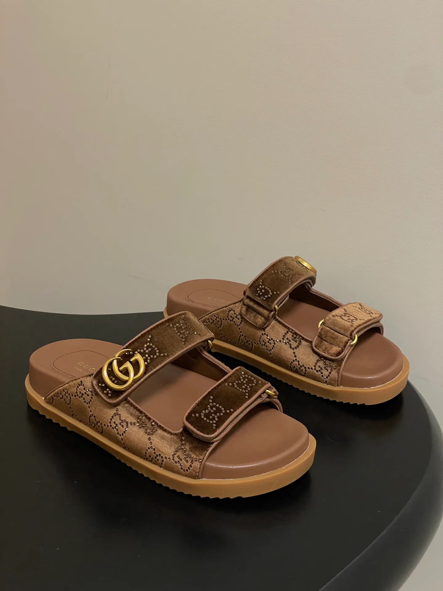 Сандалии Женские Gucci 11777354