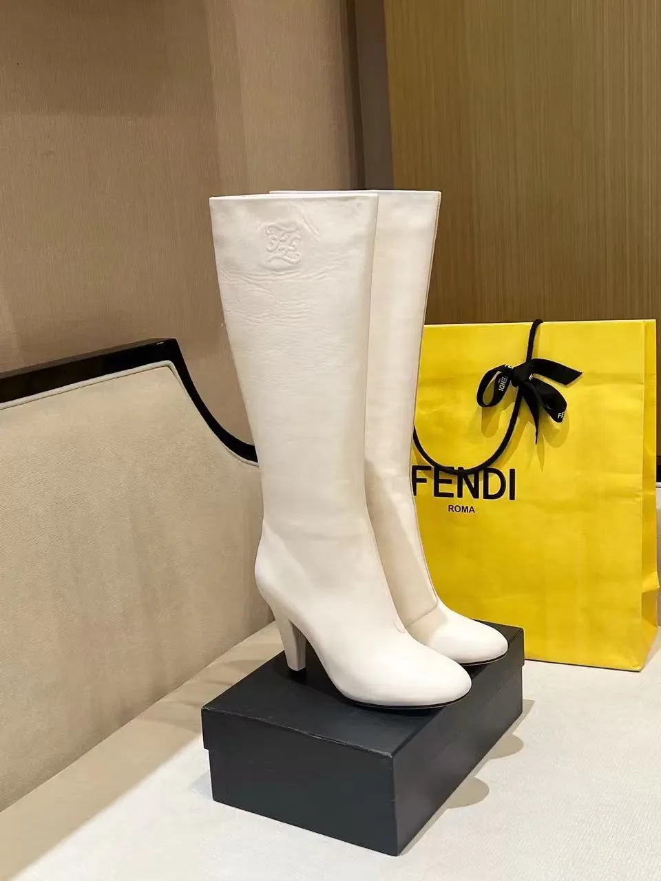 Сапоги Женские Fendi 139737