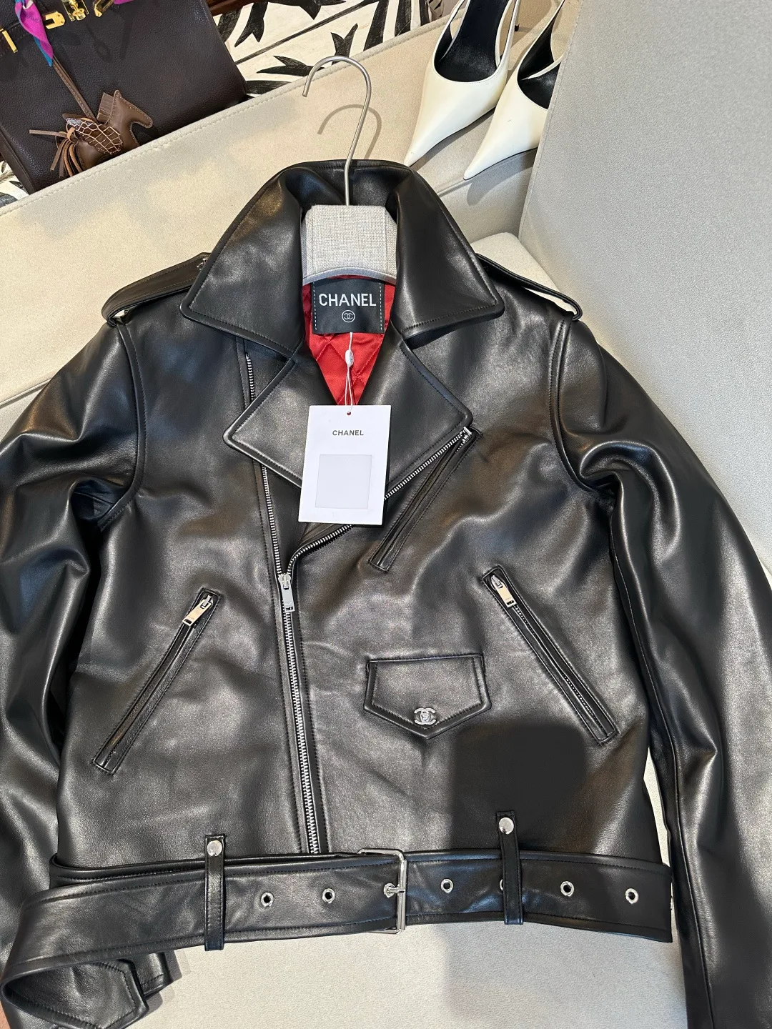 Кожаные Куртки И Дублёнки Женские Chanel 17399764