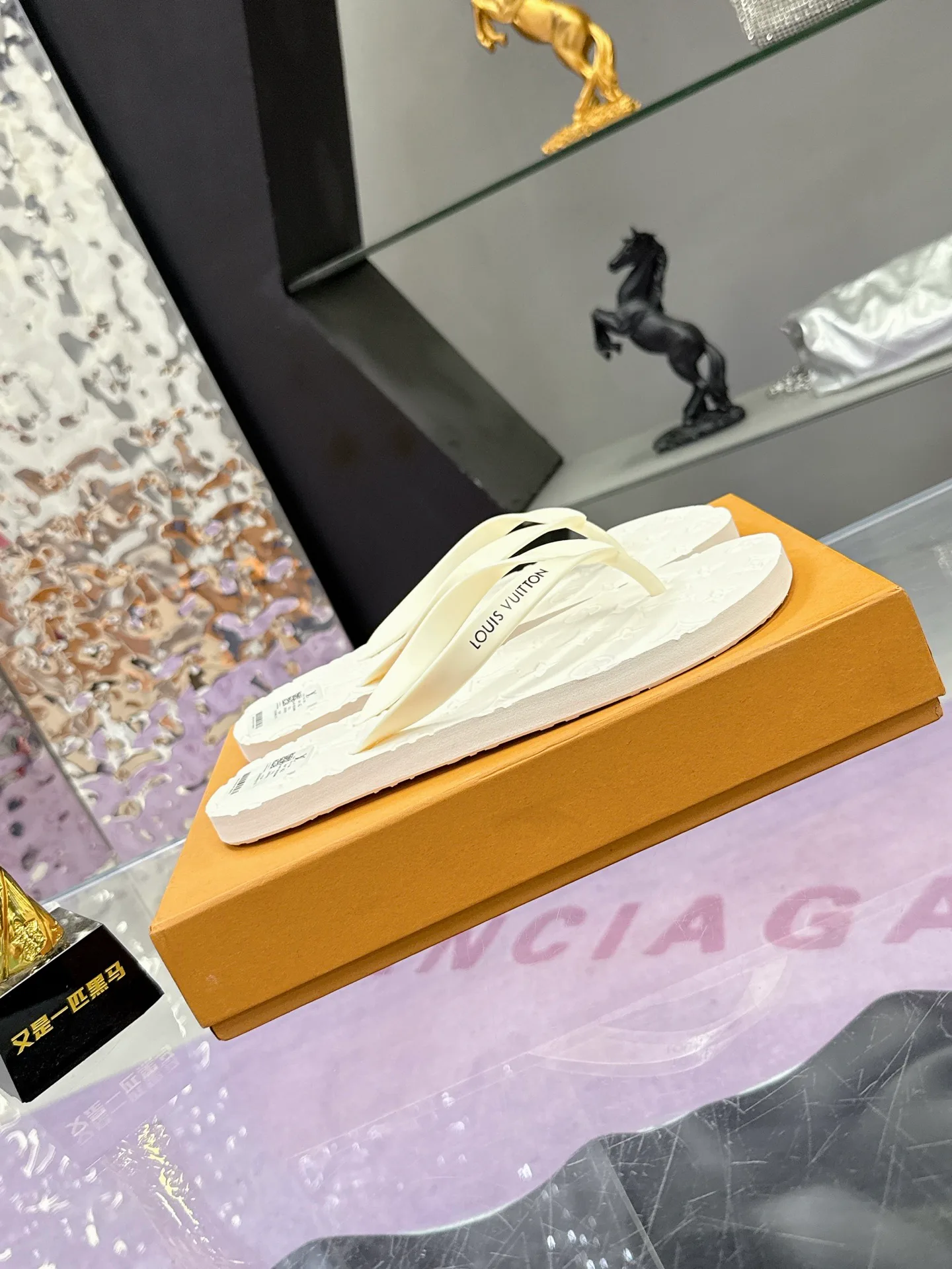 Шлепанцы Мужские Louis Vuitton 11674098
