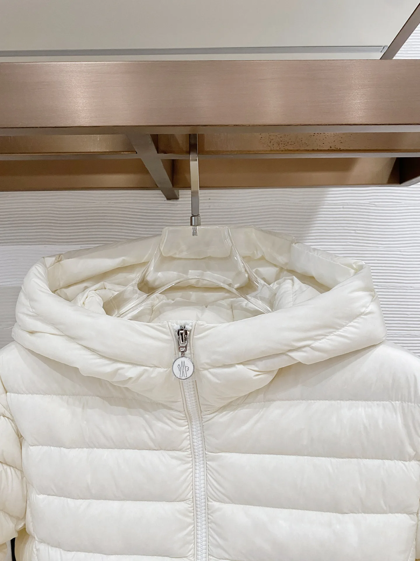 Куртки И Пуховики Женские Moncler 17632181