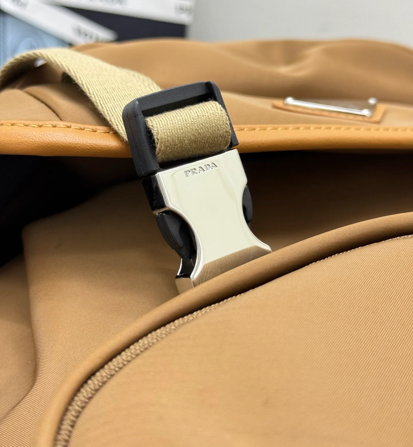 Рюкзаки Женские Prada 11627446