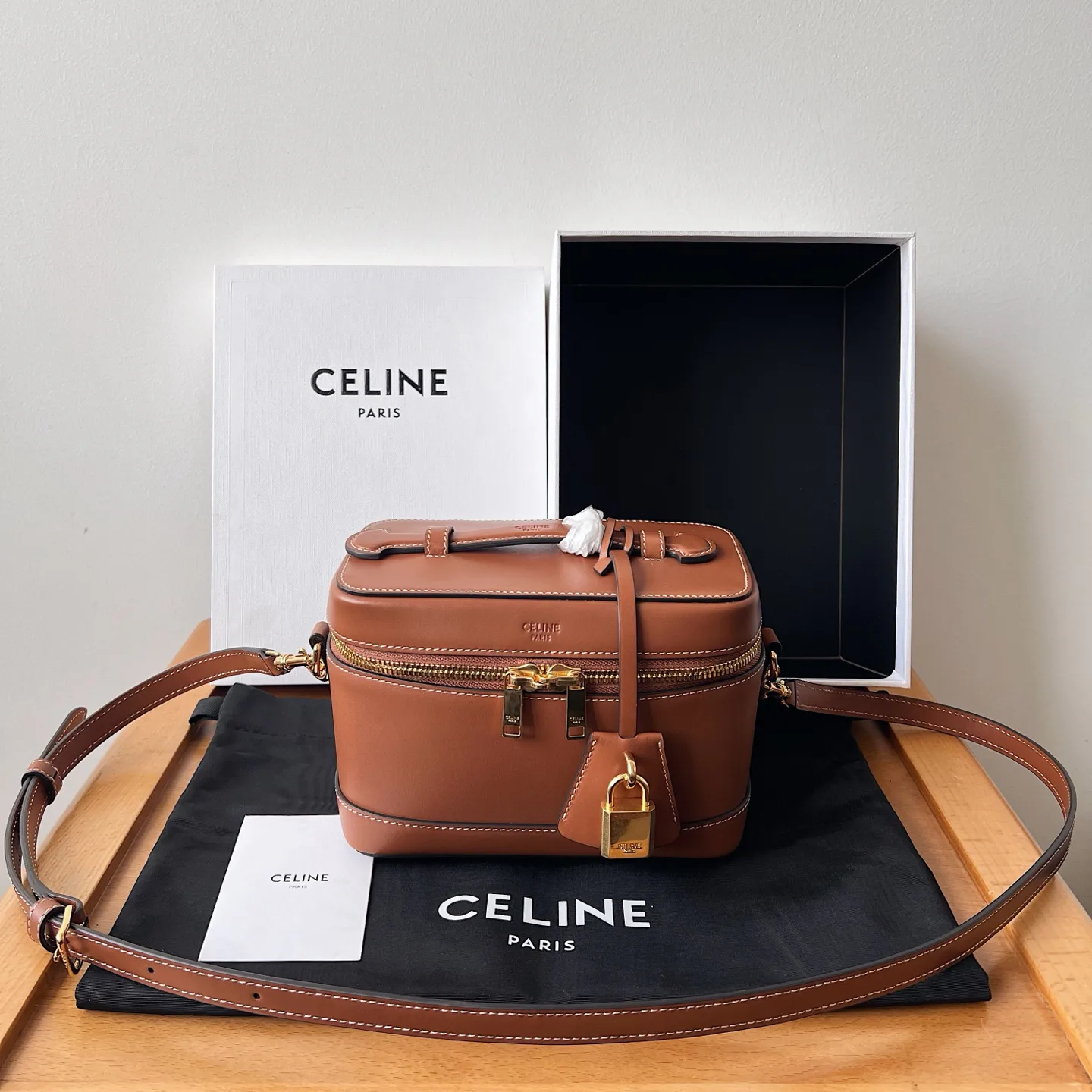 Классические Сумки Женские Celine 11692512