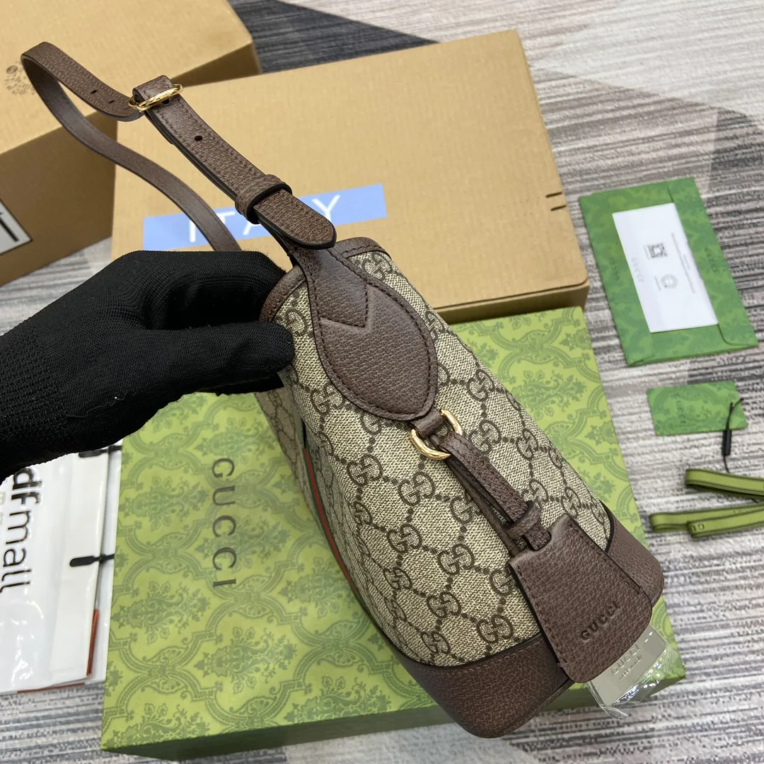 Классические Сумки Женские Gucci 11872190