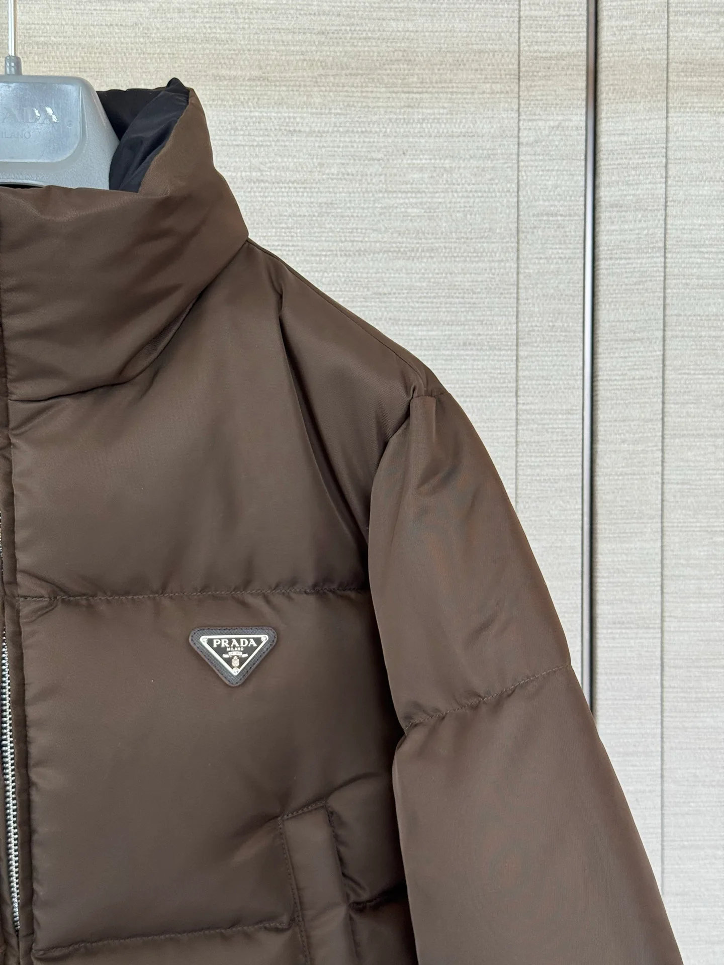 Куртки И Пуховики Женские Prada 18758182