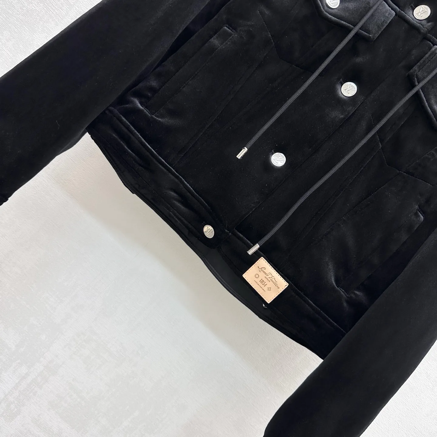 Куртки И Пуховики Женские Louis Vuitton 18775065