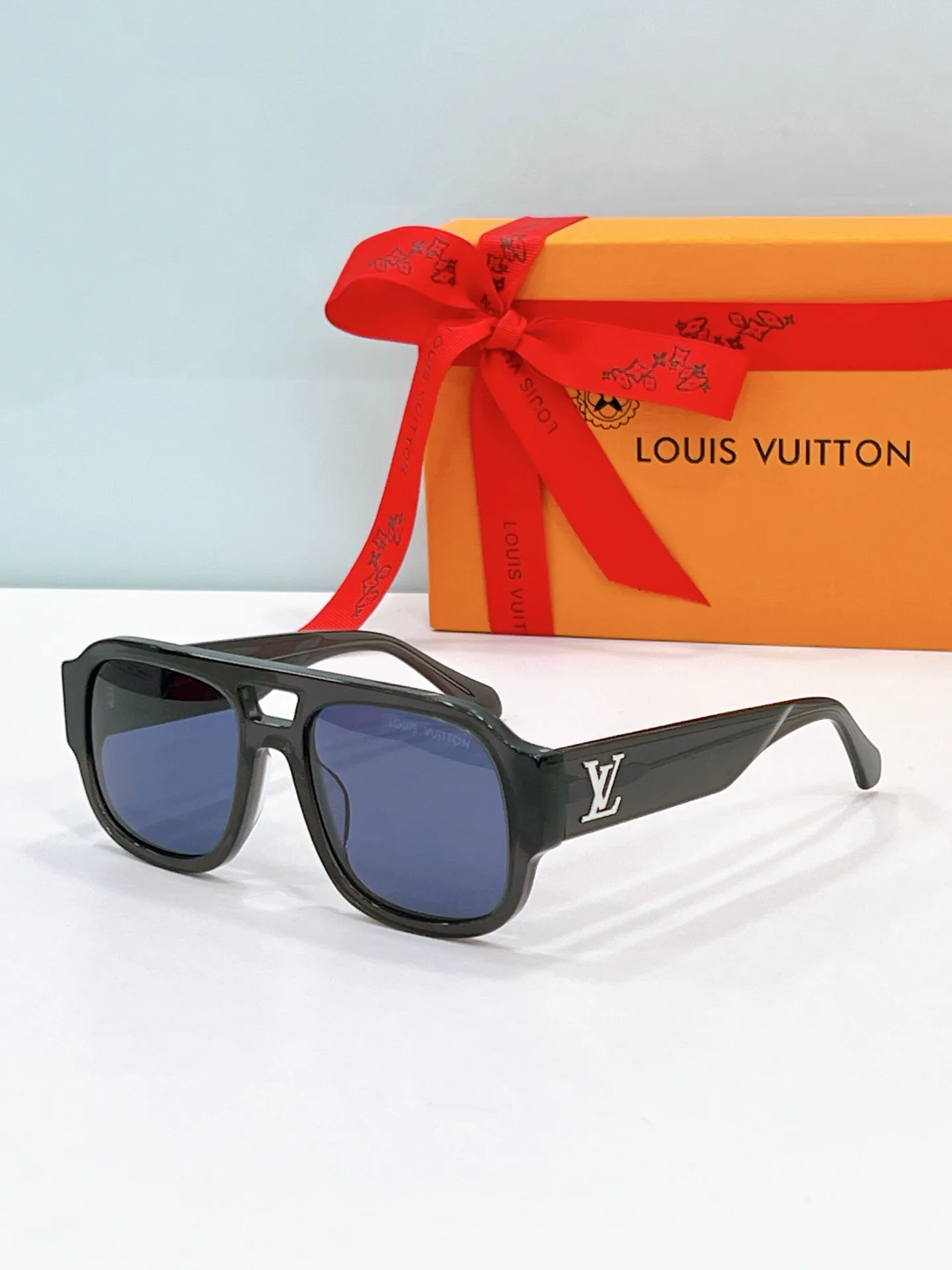 Очки Louis Vuitton 378834
