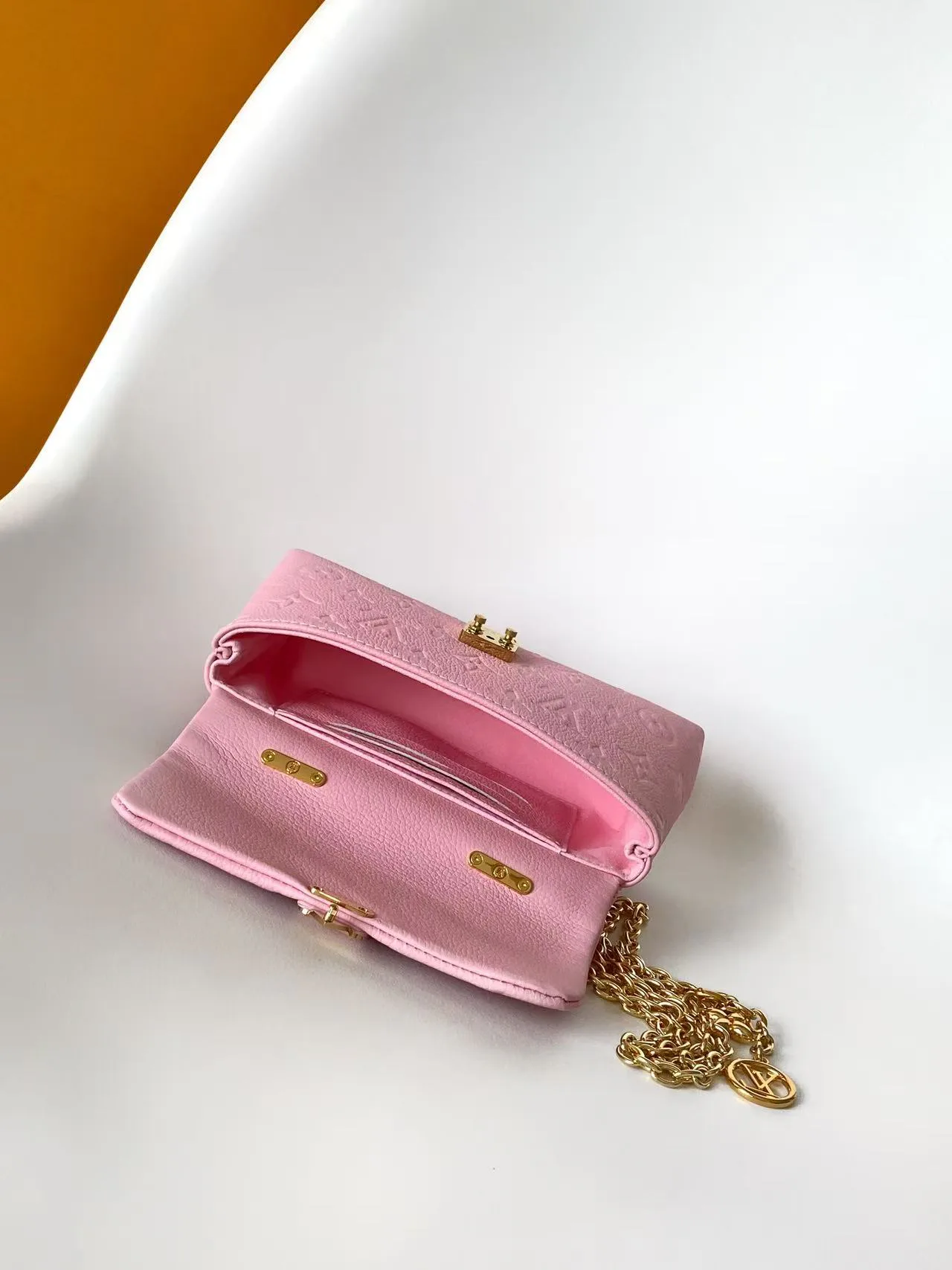 Классические Сумки Женские Louis Vuitton 11872307