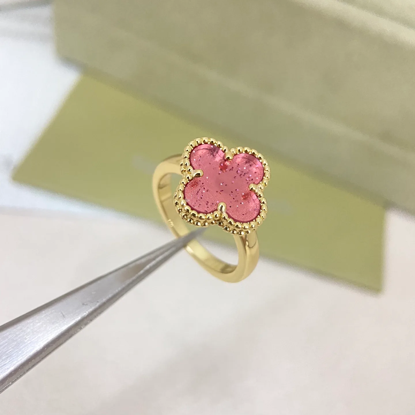 Бижутерия Van Cleef & Arpels 17948965