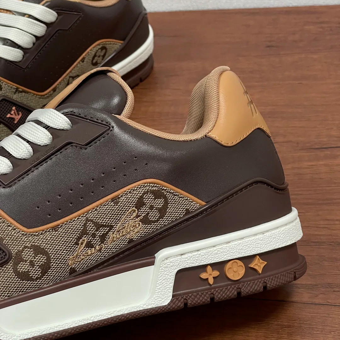 Кроссовки Мужские Louis Vuitton 3852960