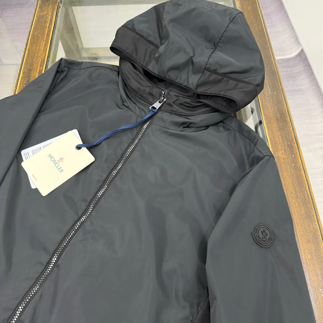 Куртки И Пуховики Женские Moncler 18002120