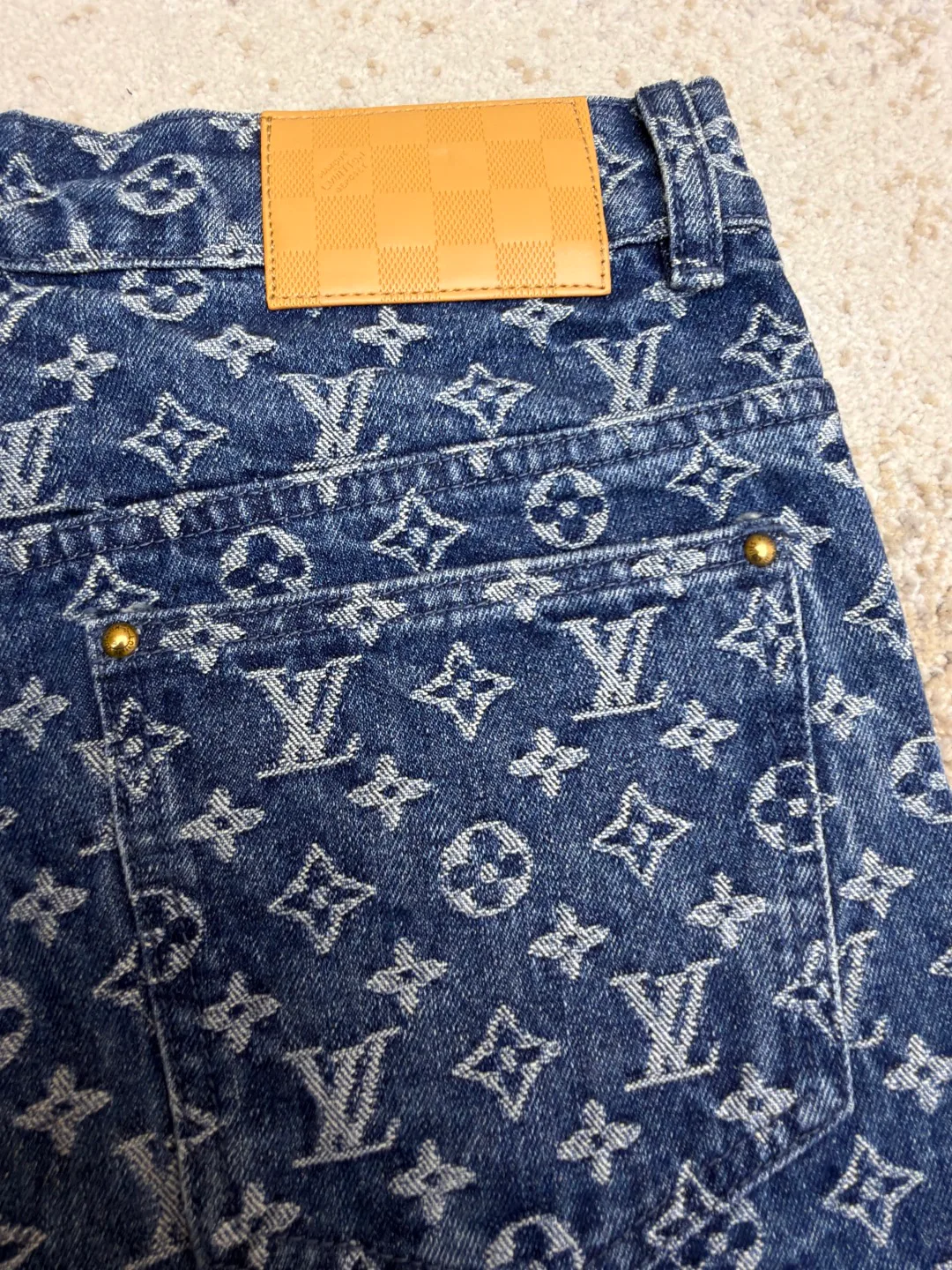 Шорты Мужские Louis Vuitton 13077110