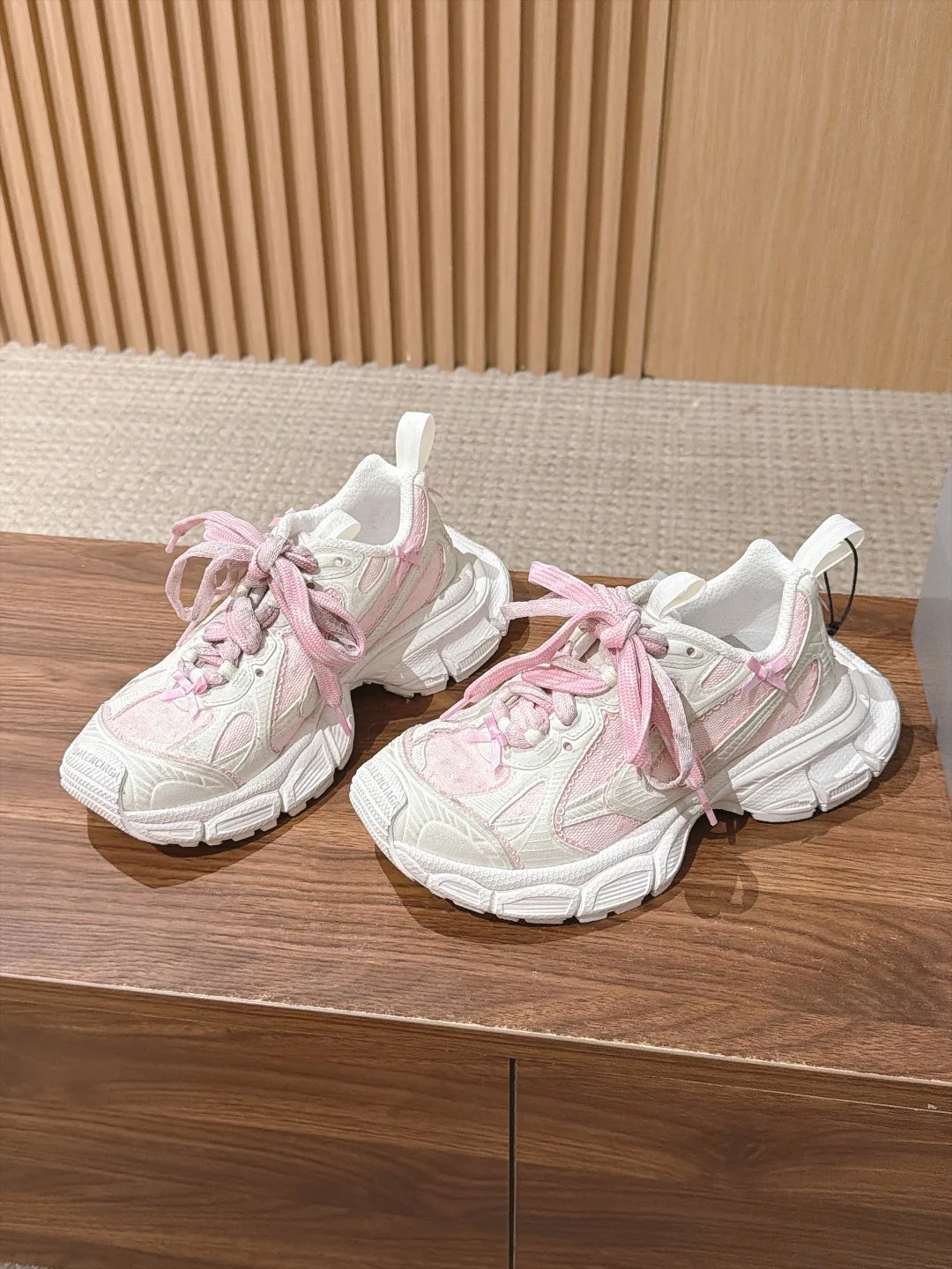 Кроссовки Женские Balenciaga 20116746