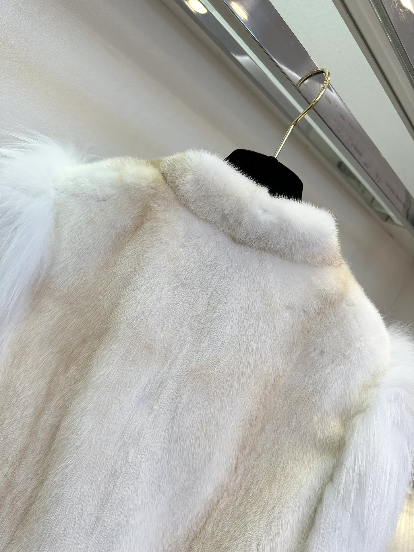 Шубы Женские Fendi 990617