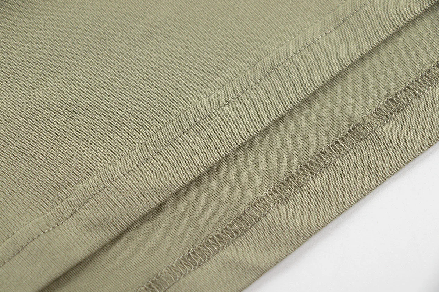 Футболки Женские Ami Paris 28117