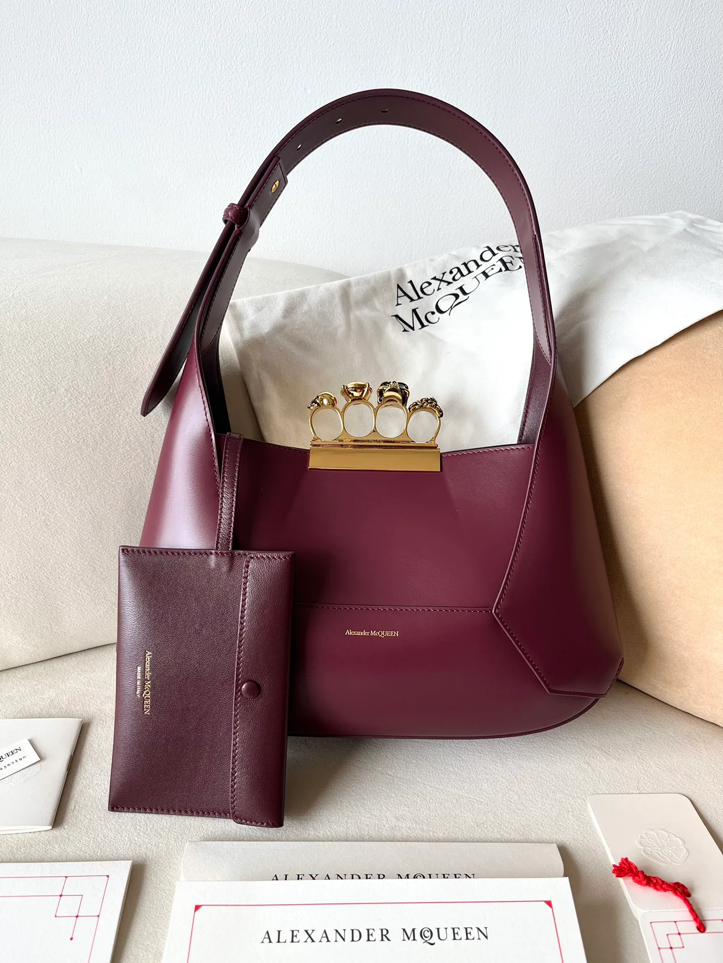 Классические Сумки Женские Alexander Mcqueen 11472512