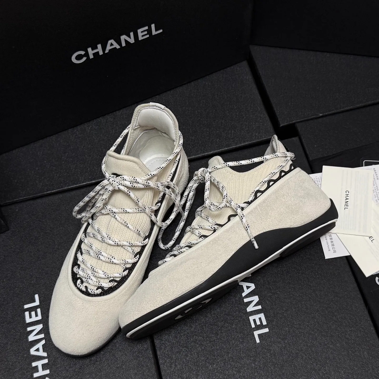 Кроссовки Женские Chanel 18083058