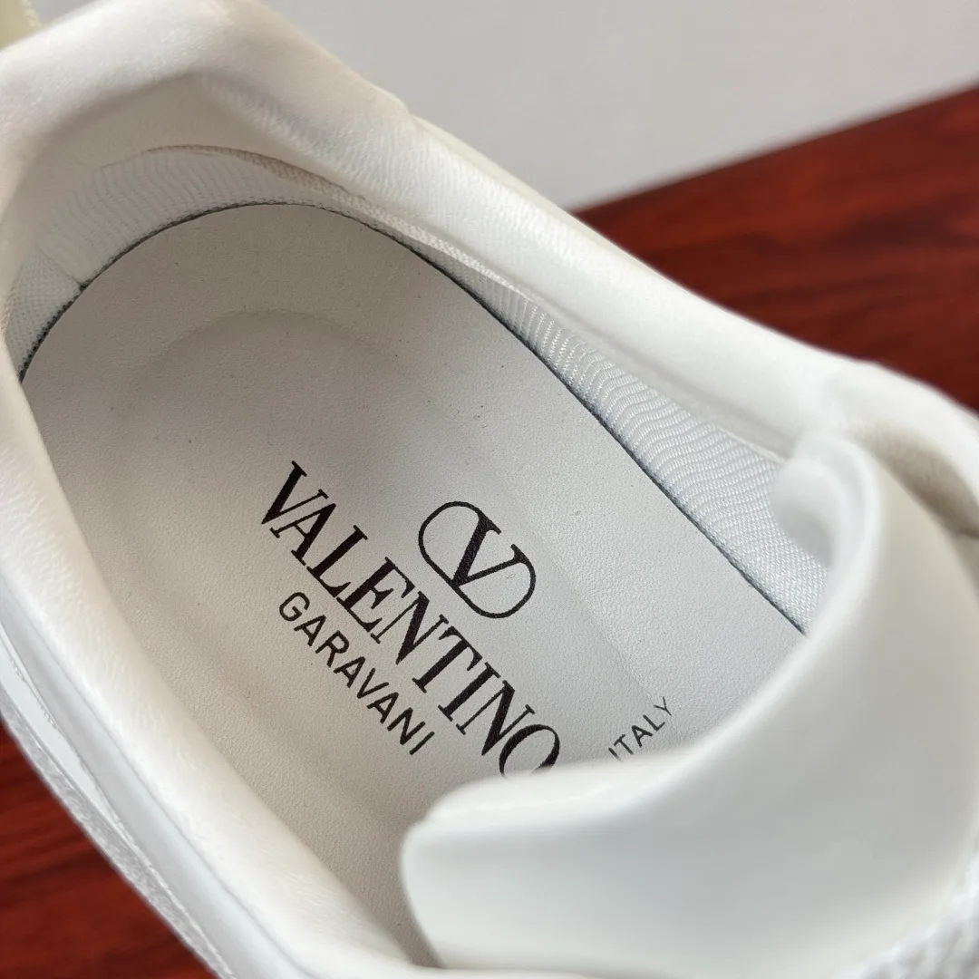 Кроссовки Мужские Valentino 13435978