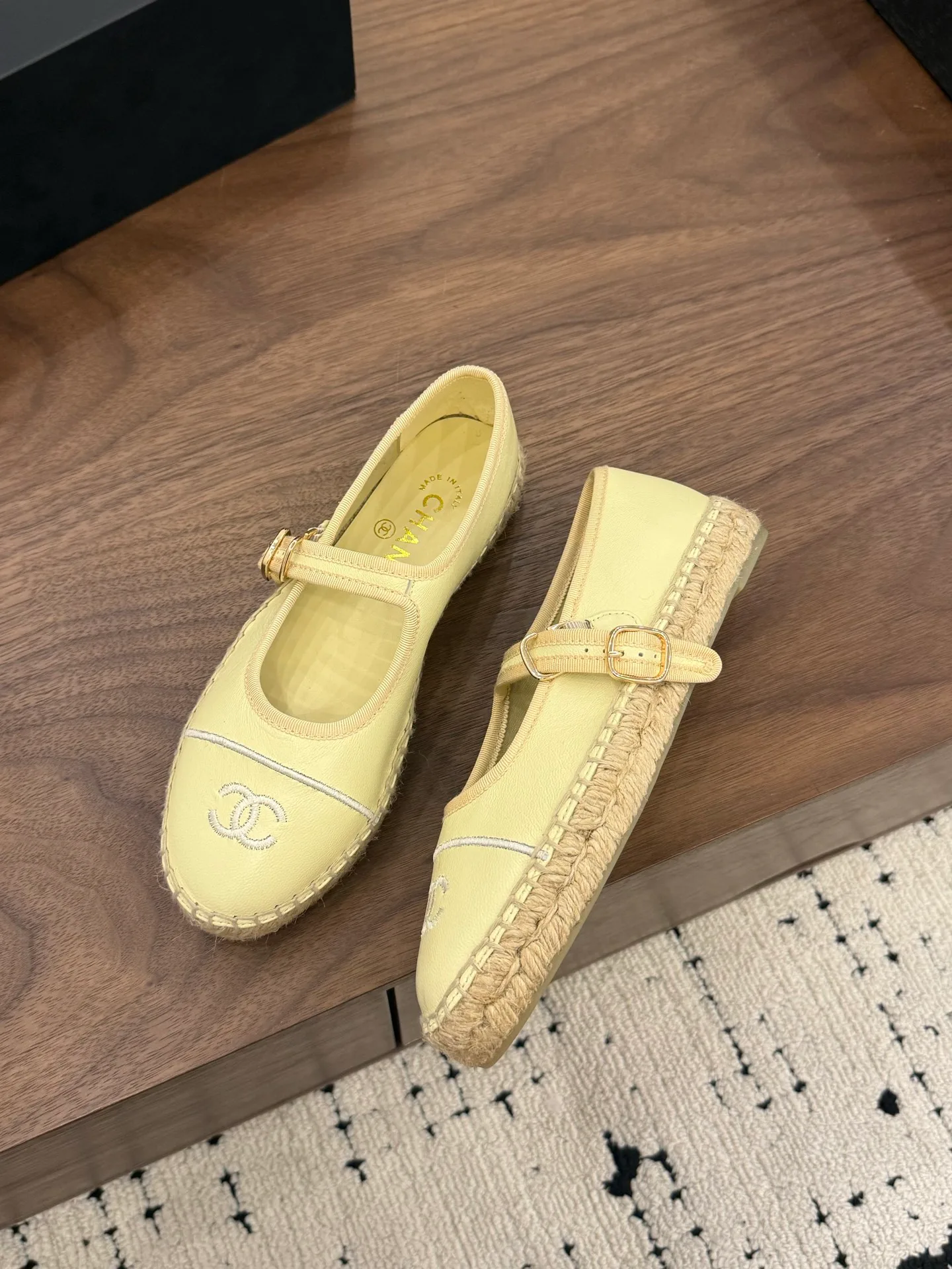Туфли Женские Chanel 13294088