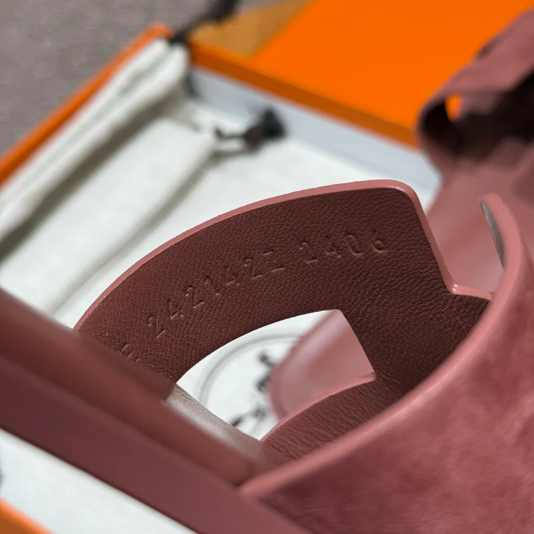 Шлепанцы Женские Hermes 12221500