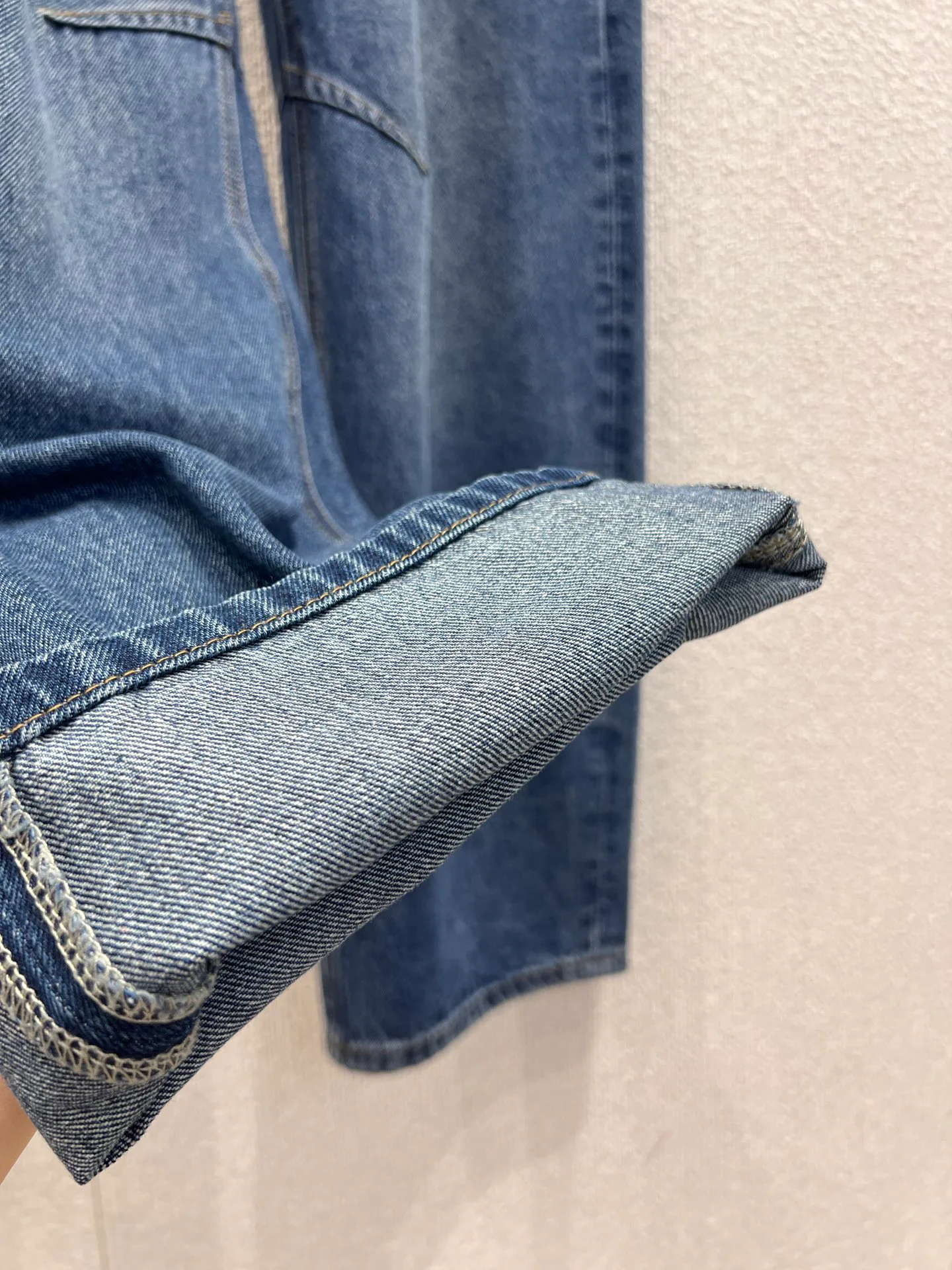 Джинсы Женские Miu Miu 566260