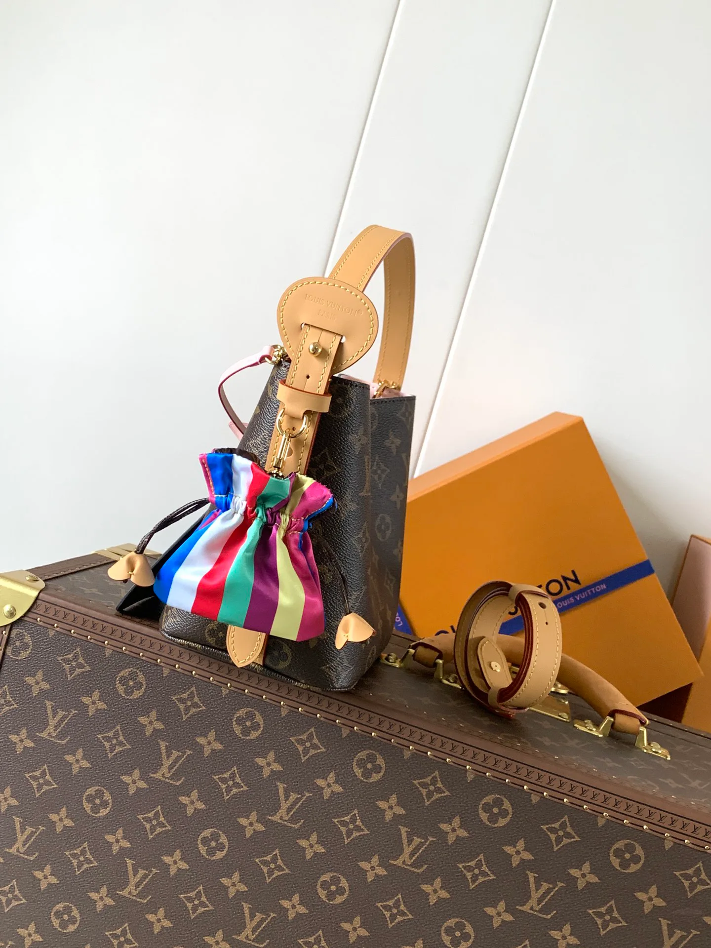 Классические Сумки Женские Louis Vuitton 6625463