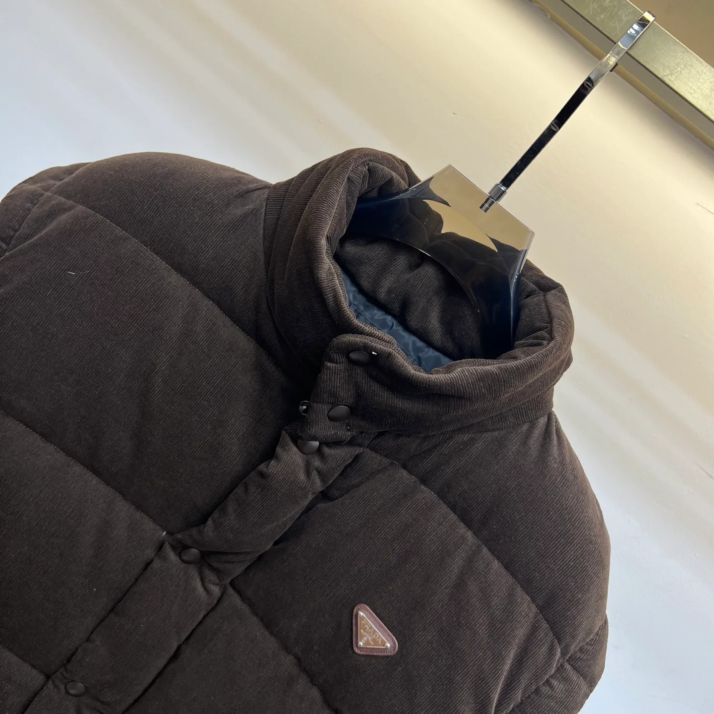Куртки И Пуховики Женские Prada 18178510