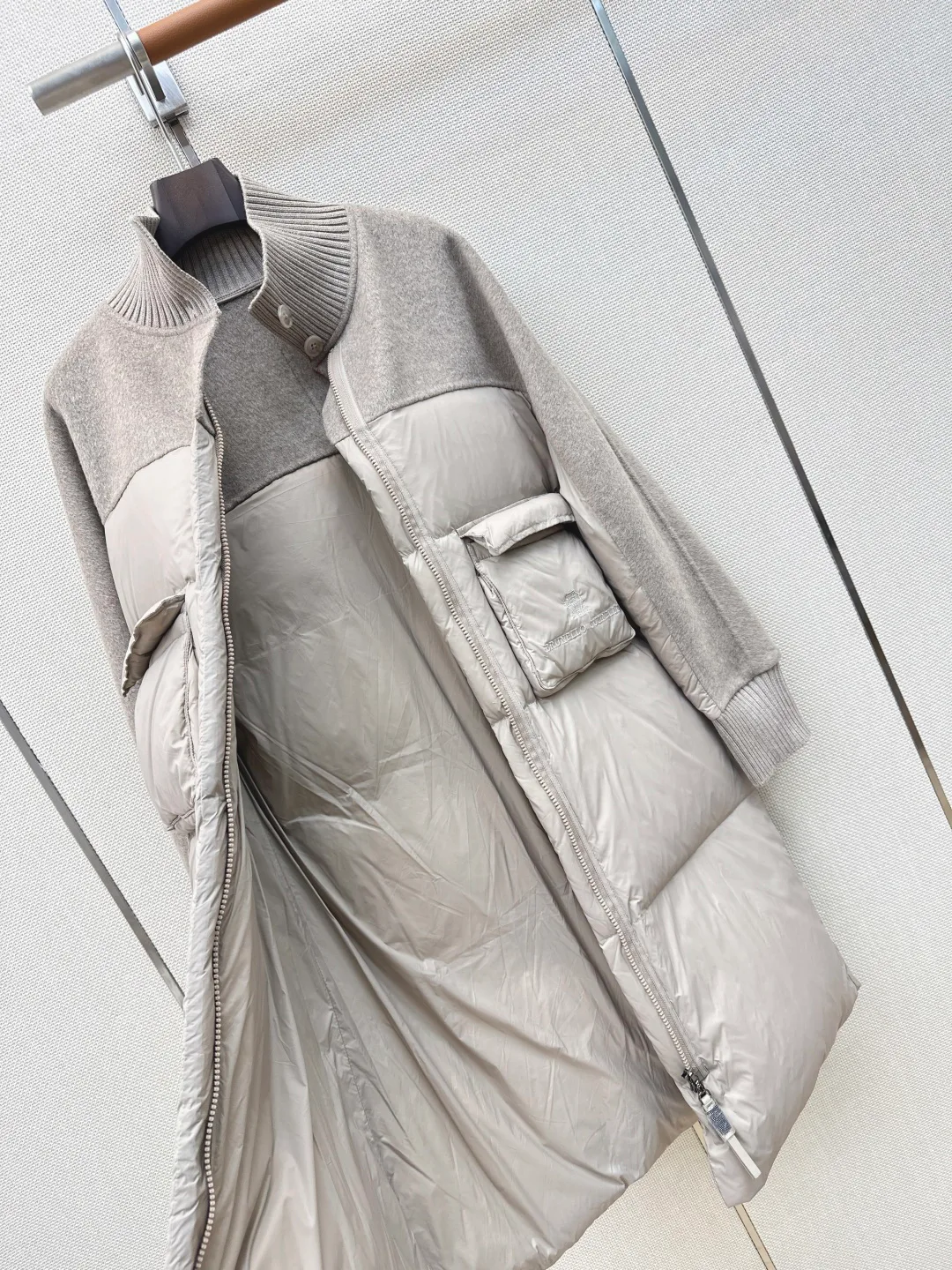 Куртки И Пуховики Женские Brunello Cucinelli 18127462