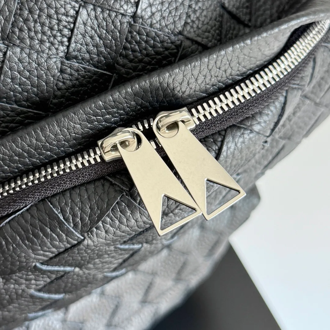 Рюкзаки Женские Bottega Veneta 18893640