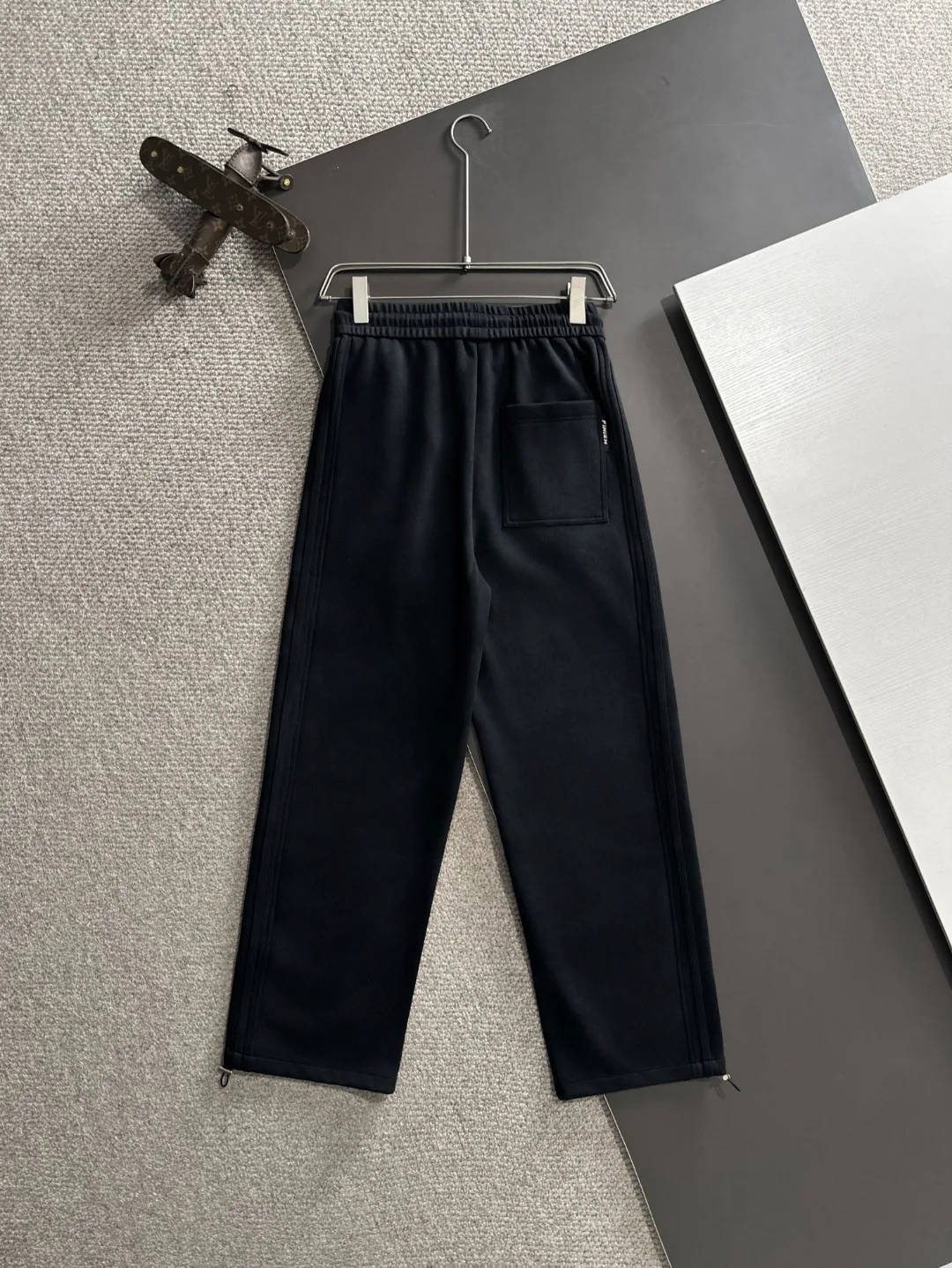 Брюки Женские Louis Vuitton 5091733