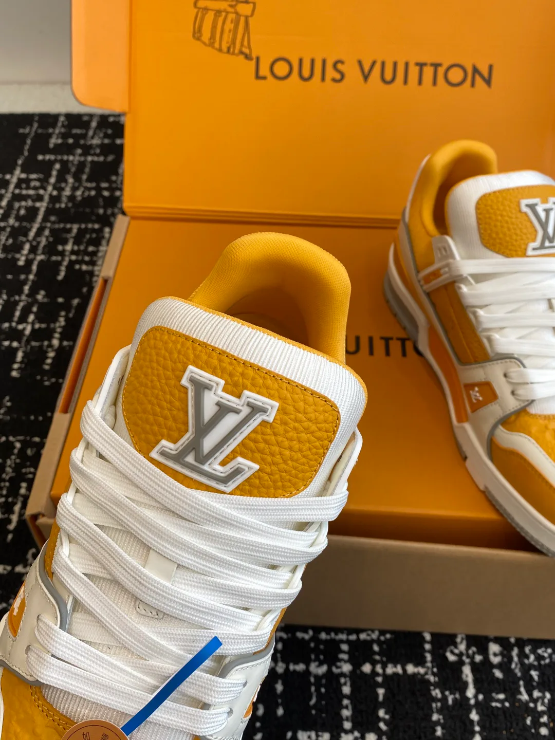 Кроссовки Женские Louis Vuitton 5790946