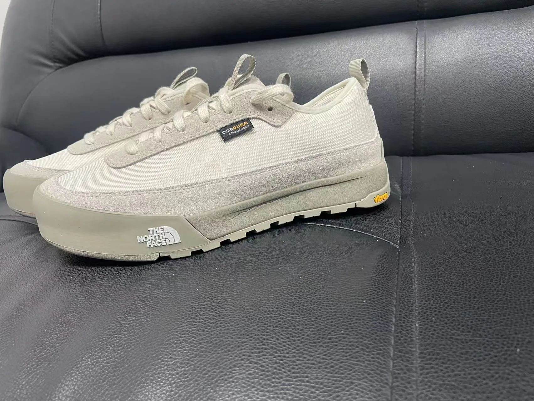 Кроссовки Женские The North Face 17962305
