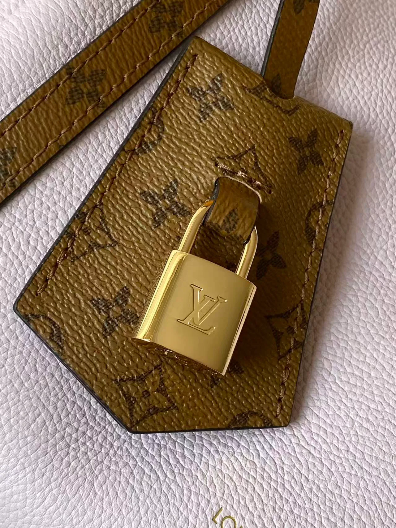 Сумки На Ремне Женские Louis Vuitton 512912