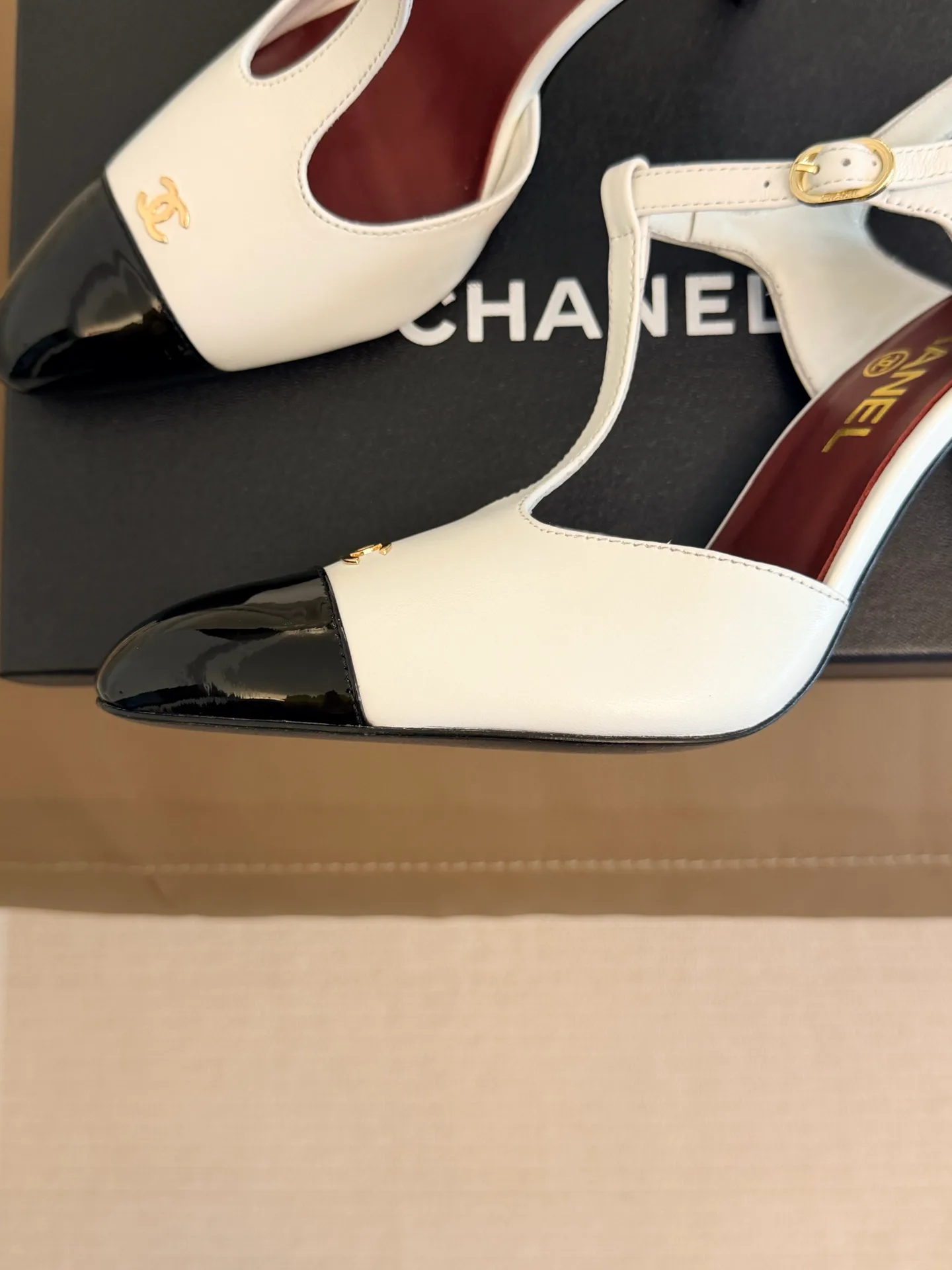 Туфли Женские Chanel 17510582