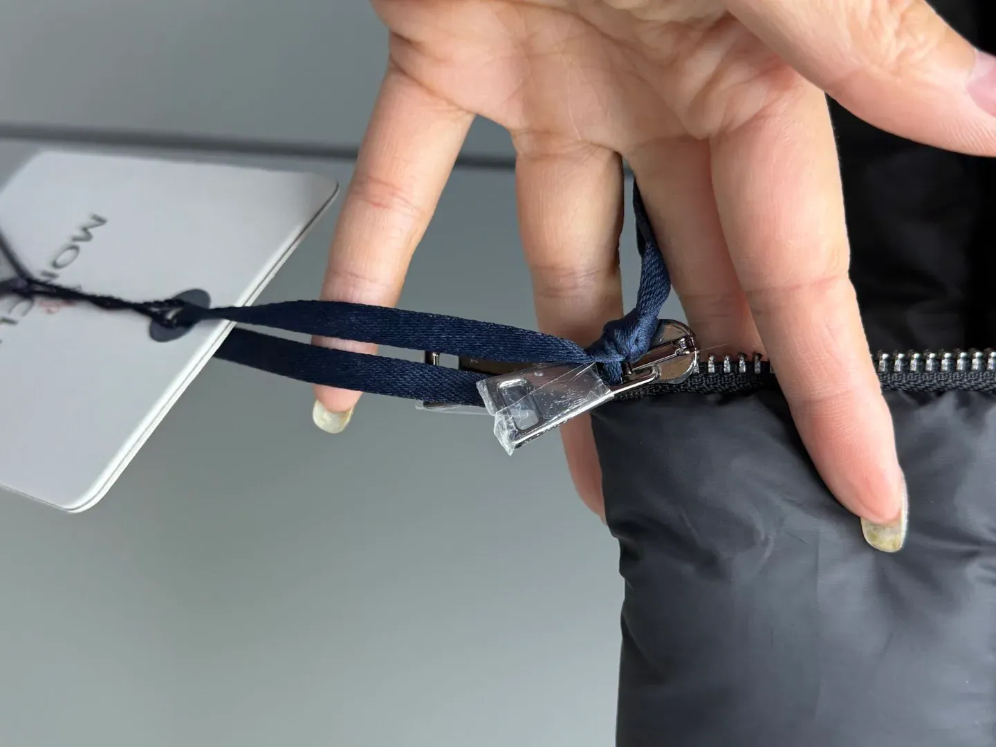 Куртки И Пуховики Мужские Moncler 243316