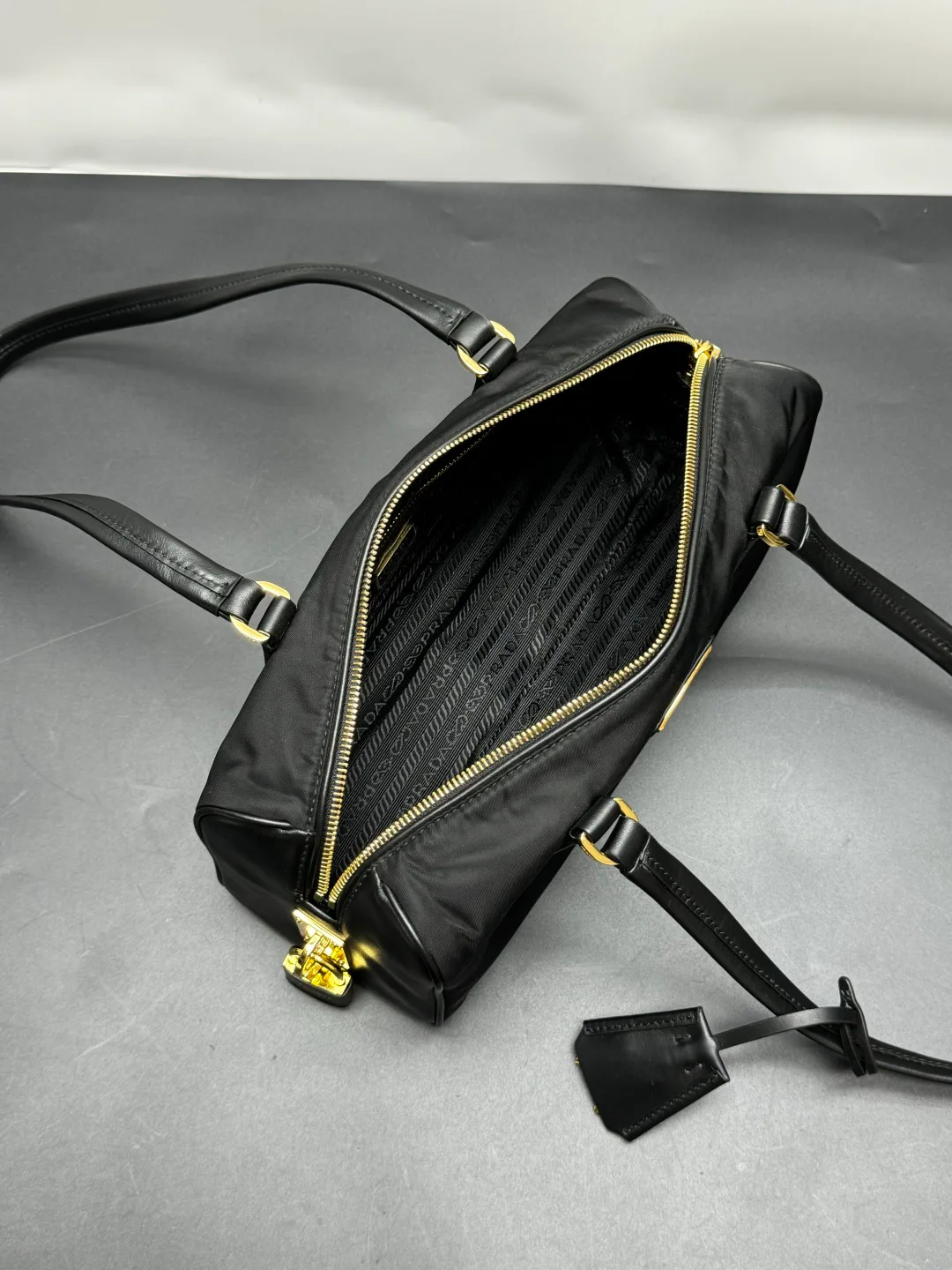 Сумки На Ремне Женские Prada 1305974