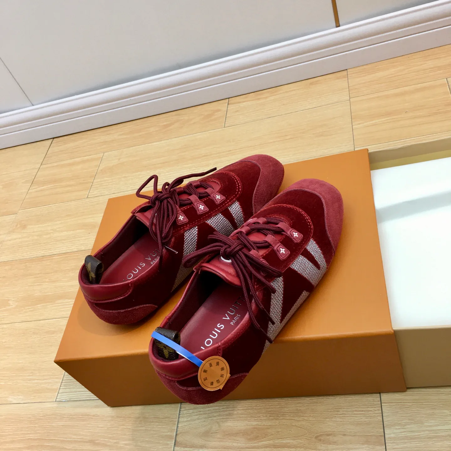 Кроссовки Женские Louis Vuitton 5084669