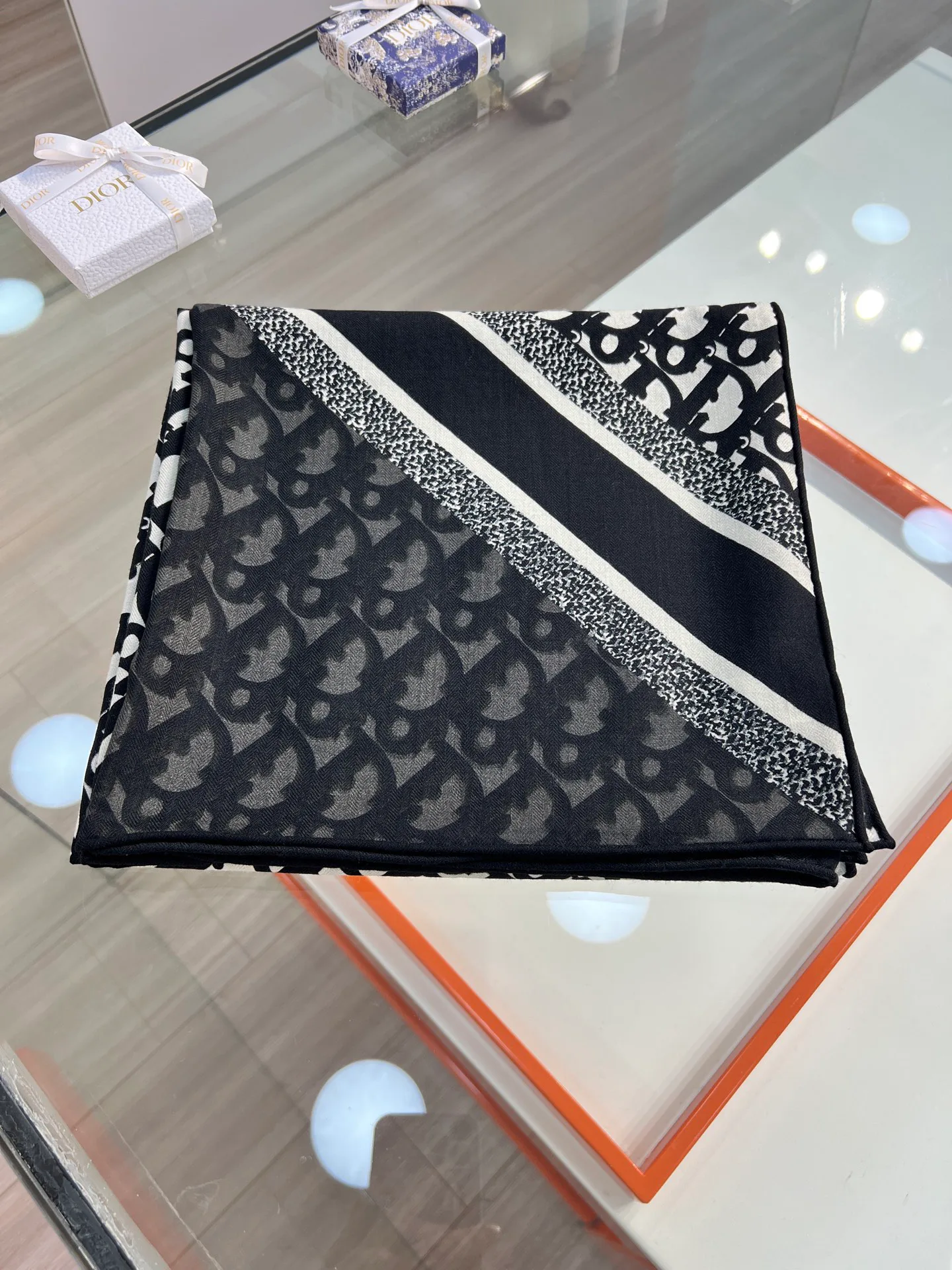 Шарфы Christian Dior 136956