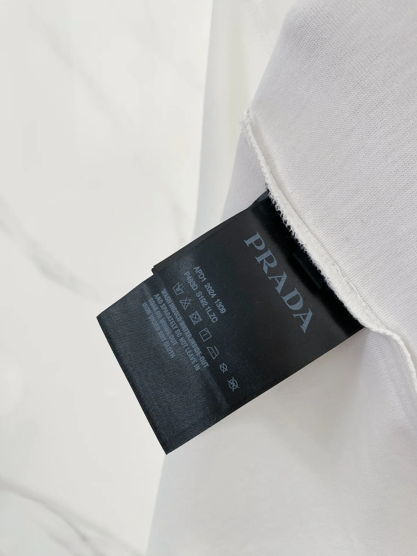 Футболки Мужские Prada 11504192