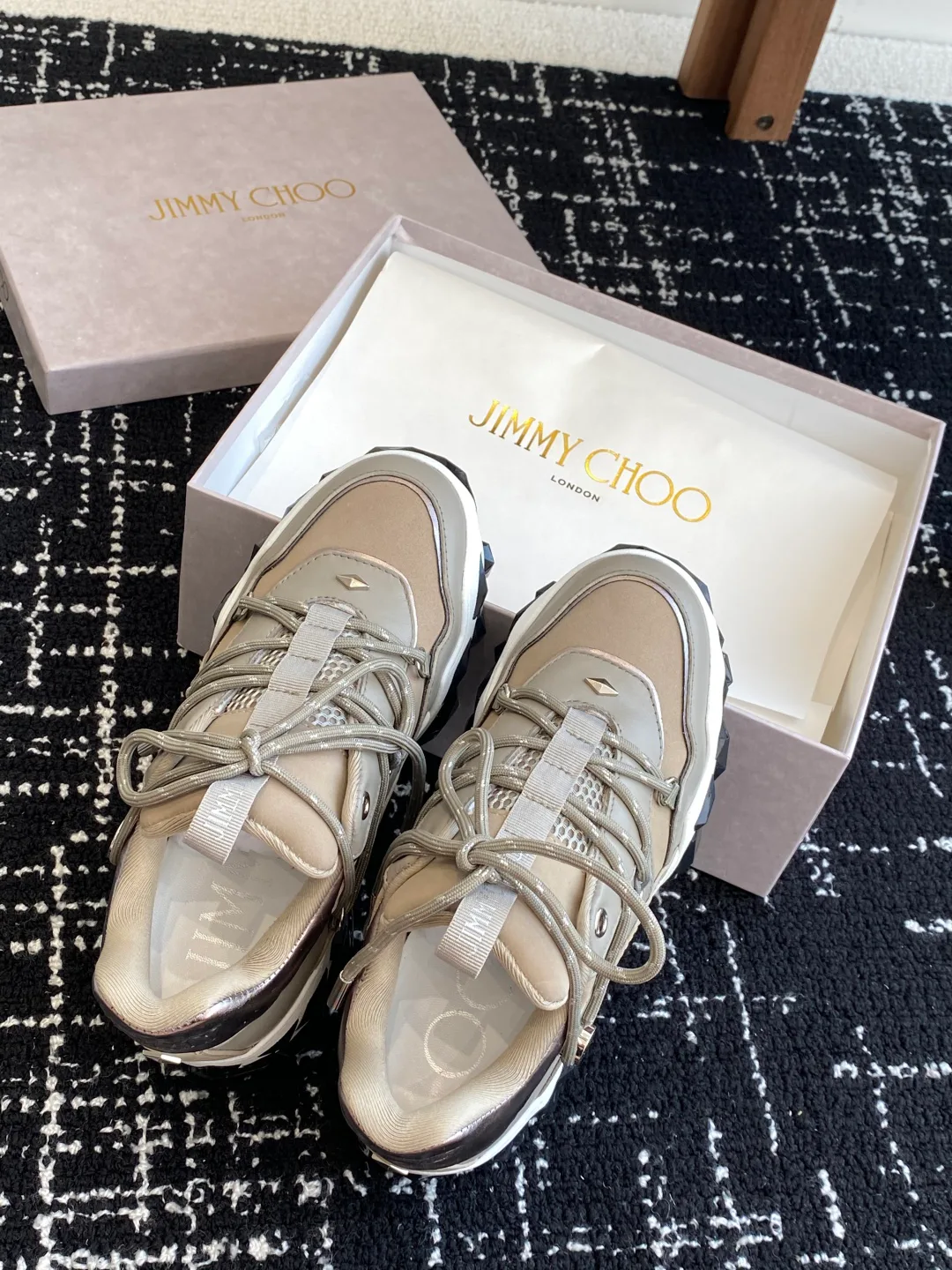 Кроссовки Женские Jimmy Choo 18407